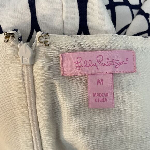VTG Lilly Pulitzer Brielle Dress Sz MED Tickle The Ivories Print Classic Comfort - Picture 12 of 16